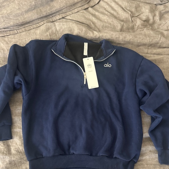 ALO Yoga Navy Fleece Set Shorts & Zip up sweater size S - Picture 2 of 7